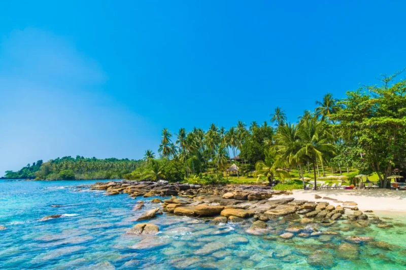 Explore Hawaii with Flexible Monthly Car Rentals