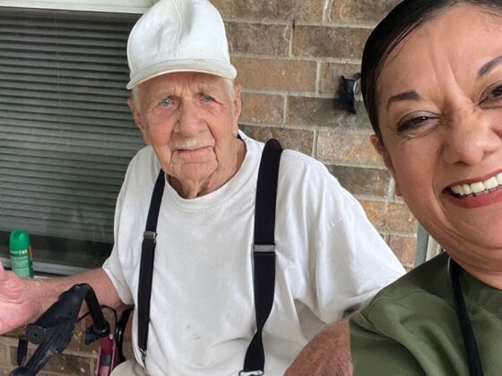 Trusted in-home support that keeps loved ones safe, comfortable and independent