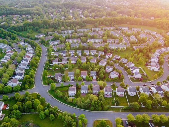 Empowering Local Neighbourhoods with Trusted Community Support