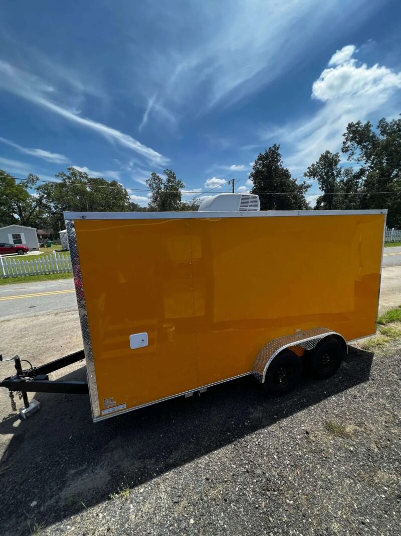 Premium Titanium Spread-Axle Trailer for Large Loads