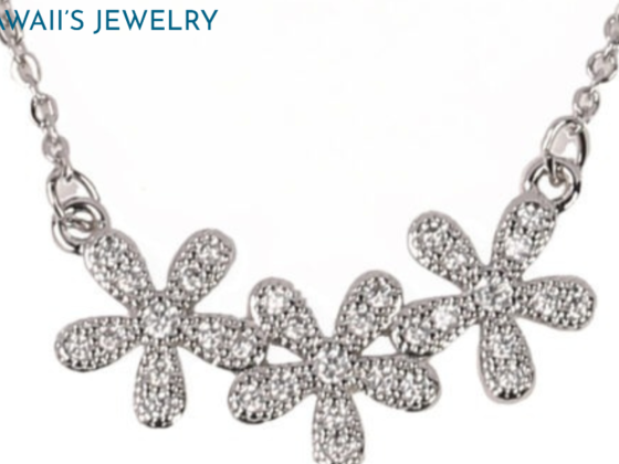 Timeless Gold Pendant Necklace for Women