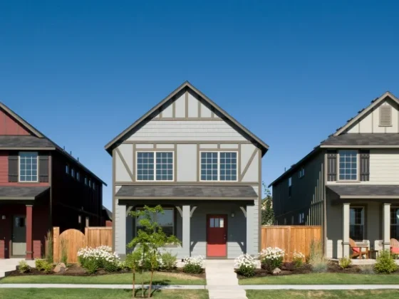 Understand approvals through mortgage commission income history